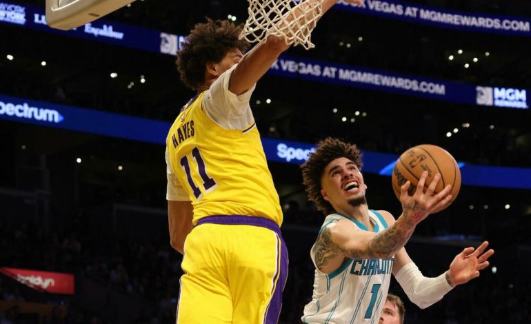  Lamelo bolji od Lebrona i Luke