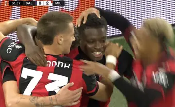 Alphadjo Cisse u dresu Milana tokom susreta sa Salzburgom 15.10.2026. Fotografija: SempreMilan.