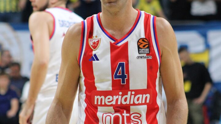 Miloš Teodosić u dresu Crvene zvezde na evroligaškom meču protiv Fenerbahčea 2024, arhivski snimak, foto Zafer / CC BY 4.0