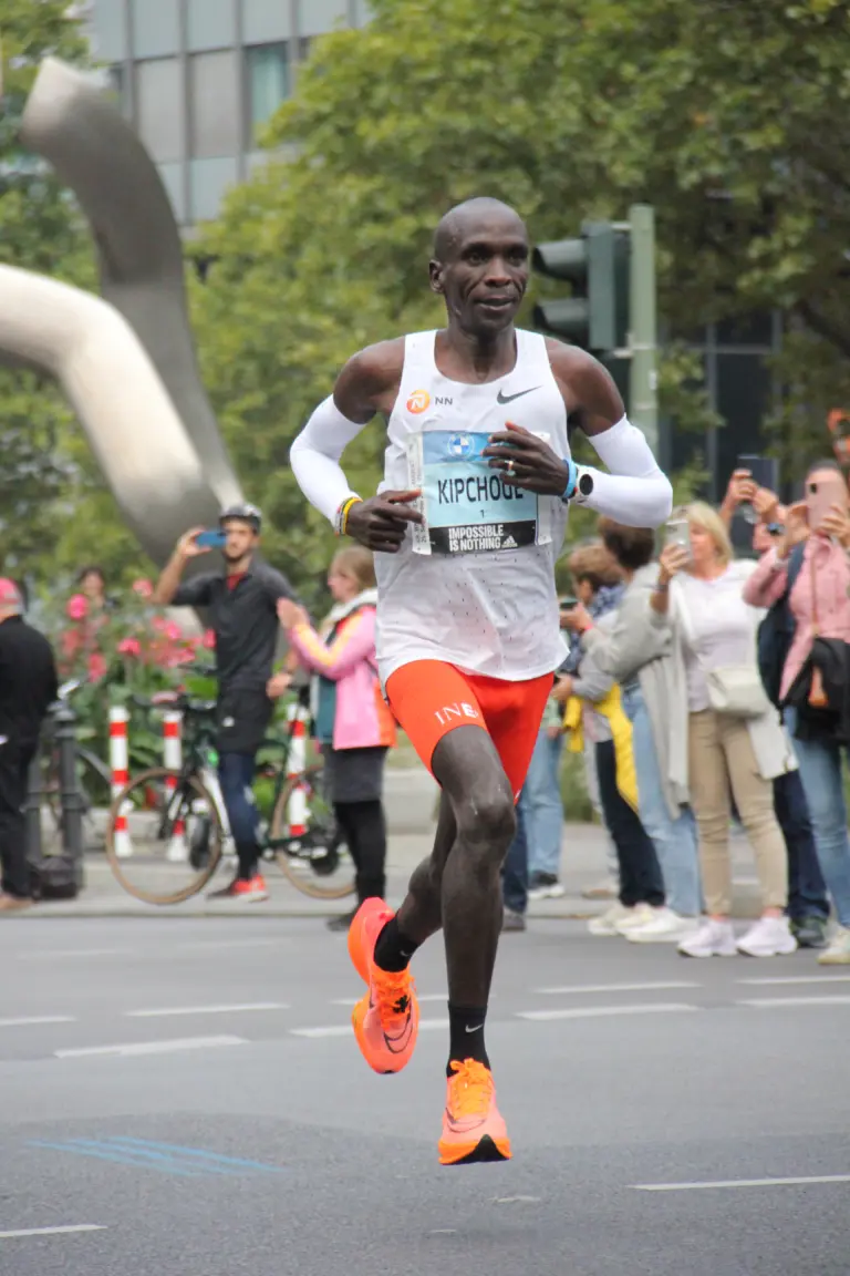 Eliud Kipčoge na maratonu u Berlinu 2022, arhiva nije Melburn. Foto: Desitlicheresguruweil / Wikimedia Commons, CC BY-SA 4.0. Arhiva/ilustracija.