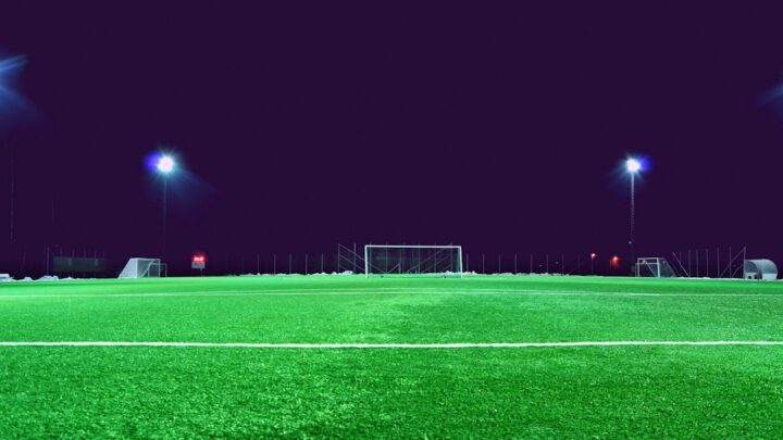 Fudbalski stadion pod reflektorima