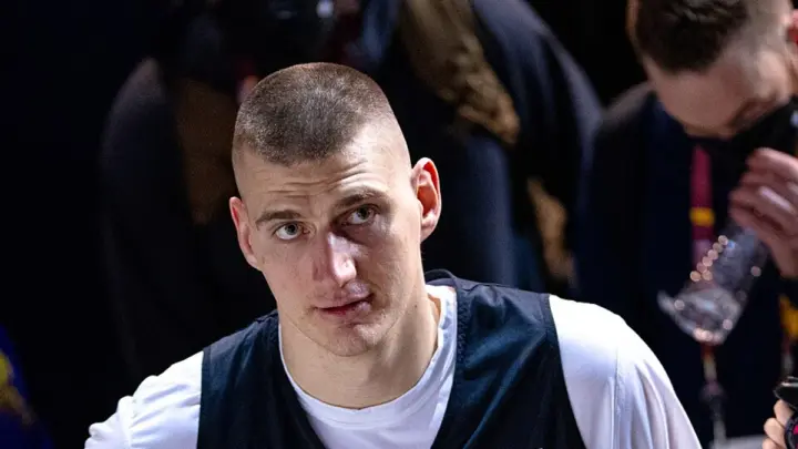 Nikola Jokić na NBA Ol-star vikendu 2022. Arhiva: Erik Drost / Wikimedia Commons, CC BY 2.0. Fotografija nije sa meča sa Čikagom.