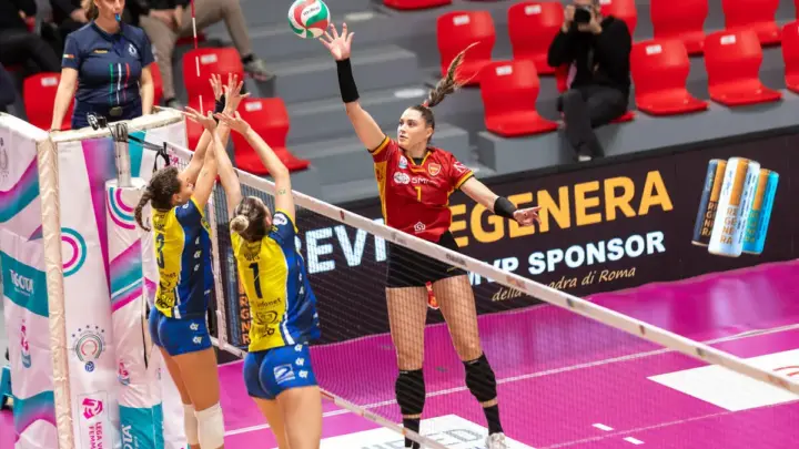Nikoleta Perović u dresu Rome na arhivskoj utakmici 2026. Foto: Roma Volley Club/Vijesti, nije meč sa Kosta Volpinom.