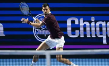 Novak Đoković u prvom kolu turnira u Bazelu 28. oktobra 2026. protiv Iga Umbera.