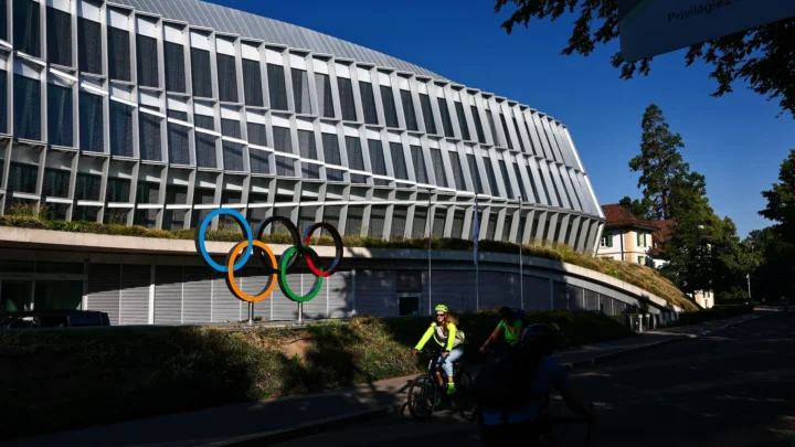 Olimpijski krugovi ispred sjedišta MOK-a