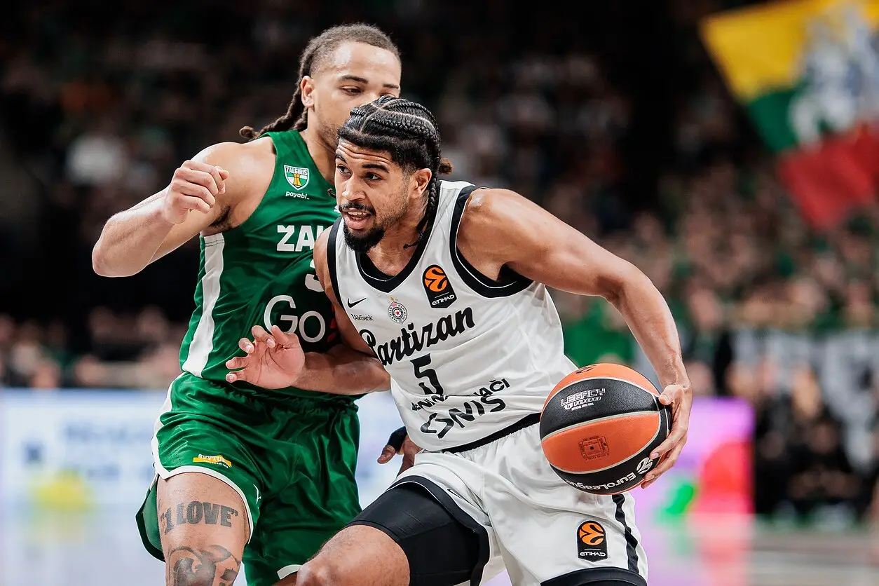 Karsen Edvards i Itan Tompson na meču Žalgiris – Partizan 30. oktobra 2026.