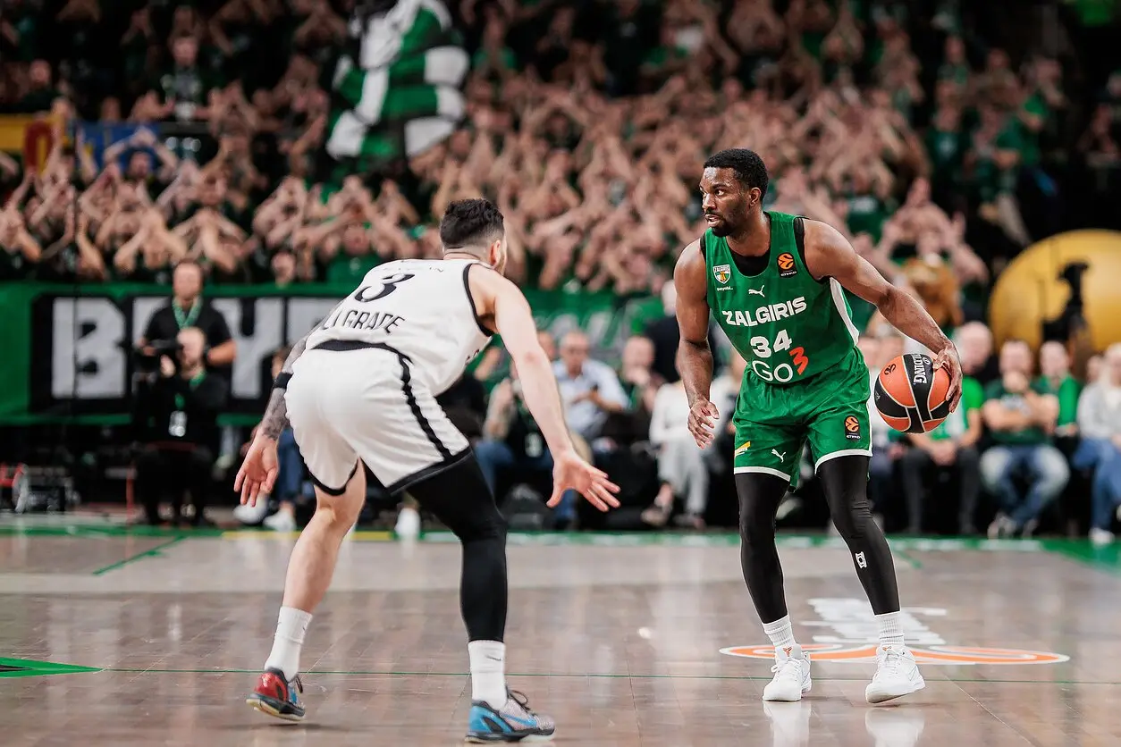 Kinan Evans na utakmici Žalgiris – Partizan u Kaunasu 30. oktobra 2026.